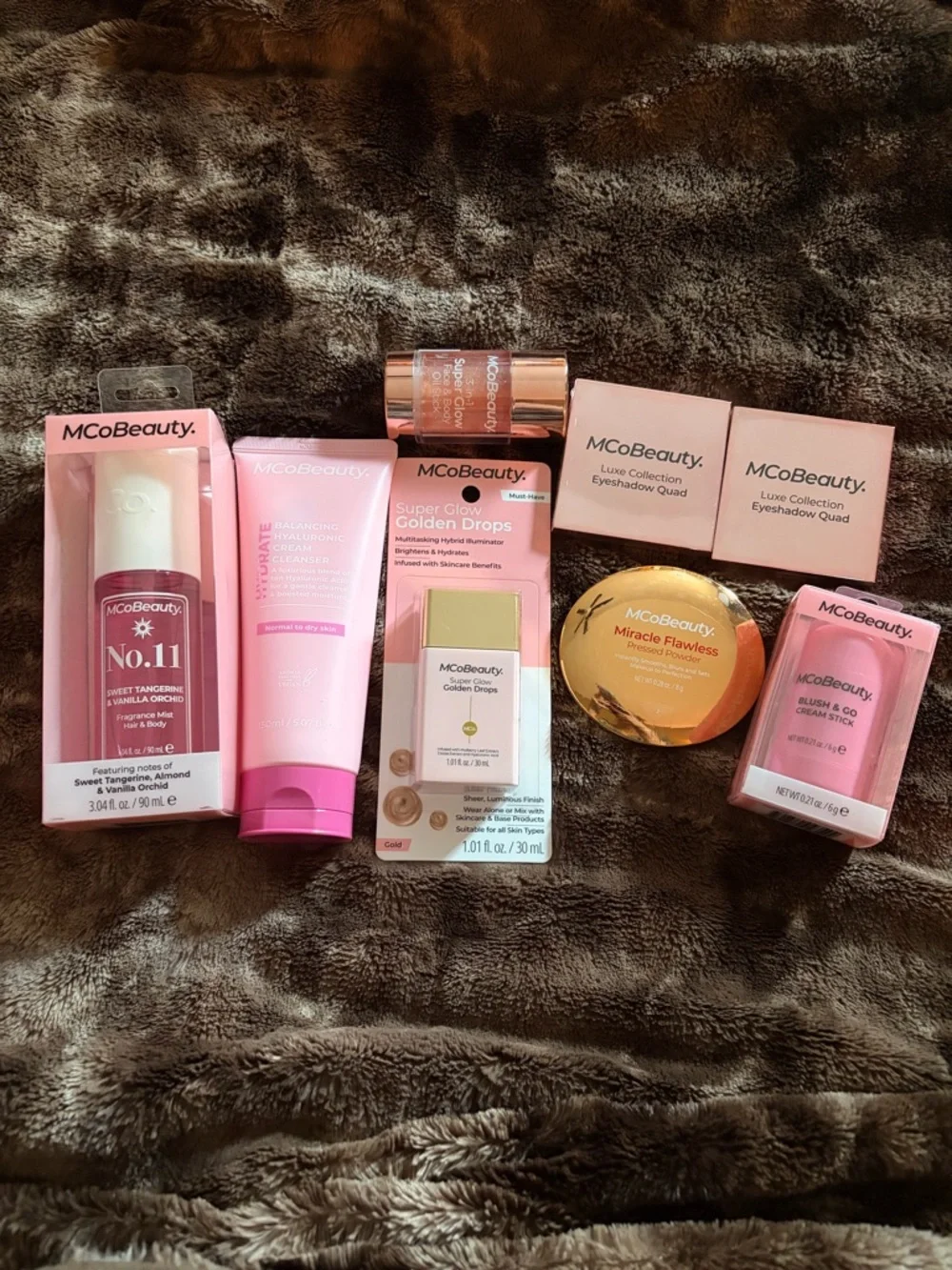 MCo Beauty. Bundle - GREAT DEAL! 🩷